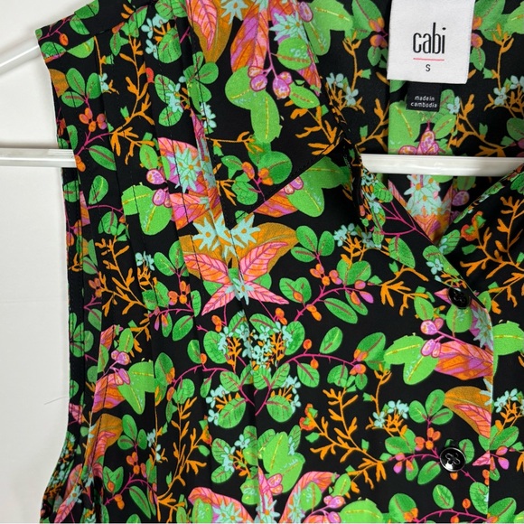 Cabi Pixie Top Women’s Size Small Pleated Sleeveless Button Down - Picture 6 of 9